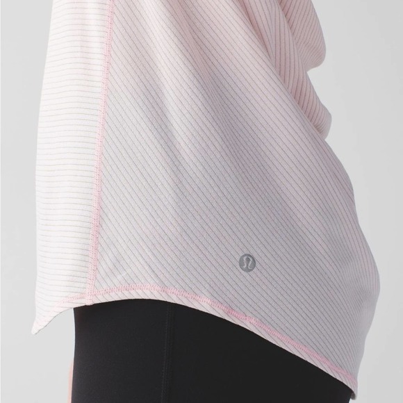 Lululemon Wild Tank Blush Quartz / Banana Leaf Blush Quartz / Silver Spoon - Picture 3 of 11